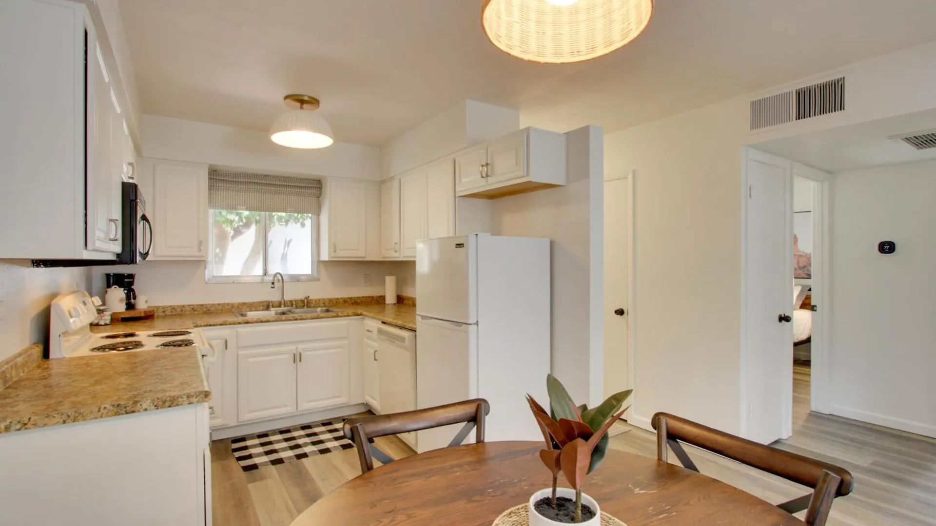 Scottsdale Condo Community Pool, 3 Mi To Old Town 0*,